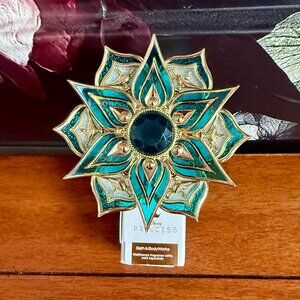 NEW JASMINE DISNEY PRINCESS Light Up & Scent Control Plug-In Bath & Body Works